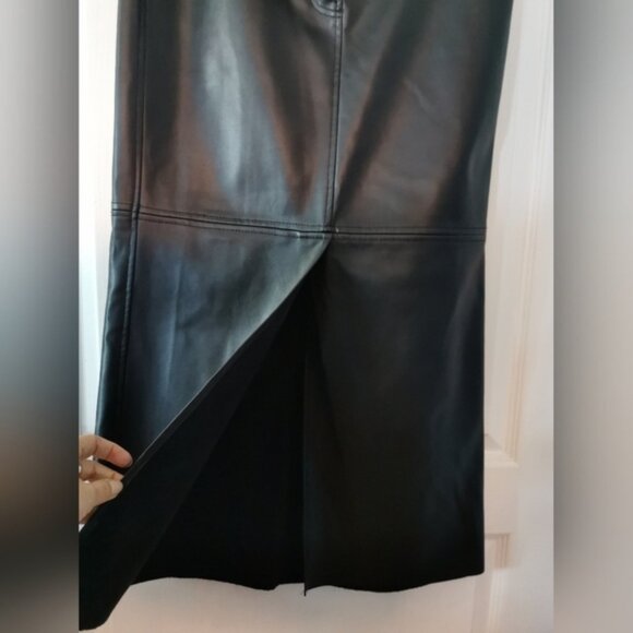 Max Studio Womens Faux Leatherette Longskirt Size M Black Great pre worn conditi - Picture 9 of 10